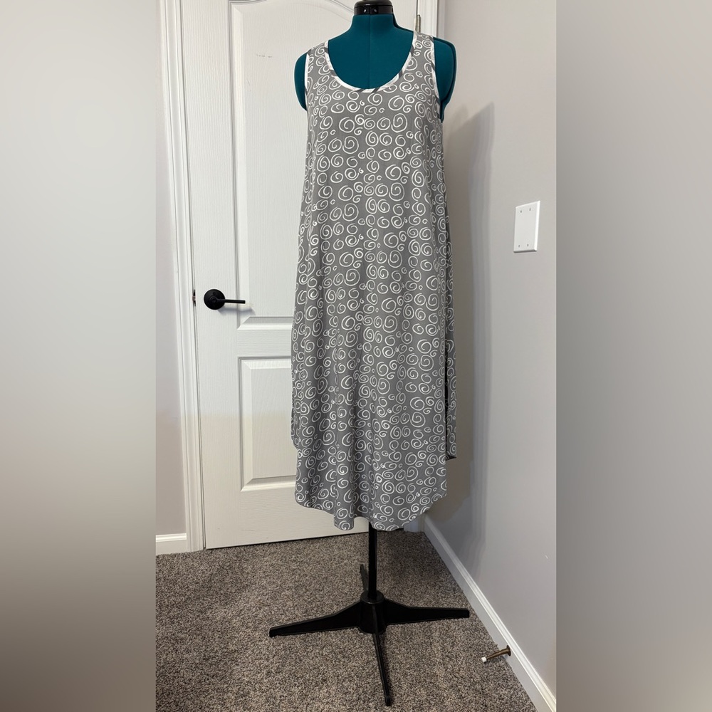 Iguana Gray Swirl Patterned Women's sleeveless dress.